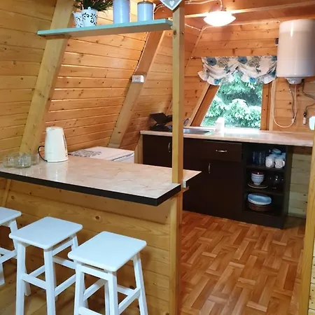 Letniskowe Pod Lasem Lodge Koziniec